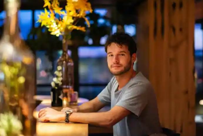 Finds Incriminating Text Messages Finds Incriminating Text Messages